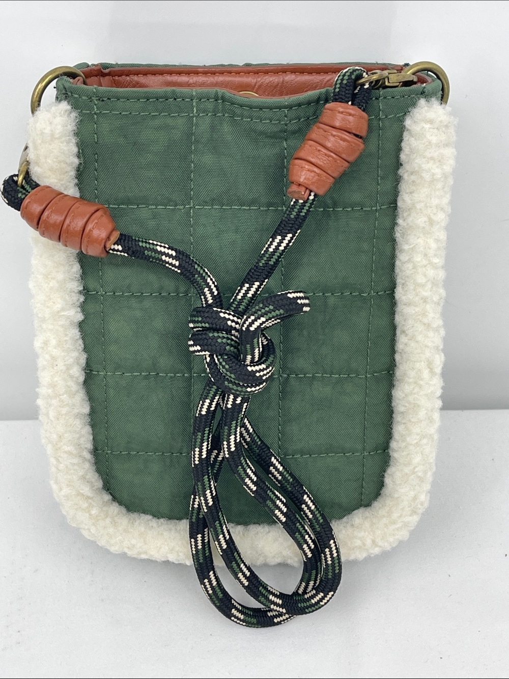 UNIVERSAL THREADS Quilted Green Sherpa-Trim Crossbody Bag. NWOT